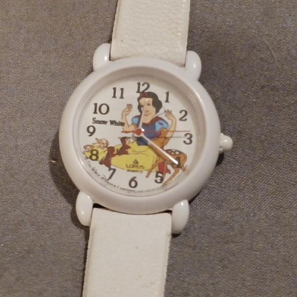 Disney Accessories Vintage Disney Snow White Watch Poshmark
